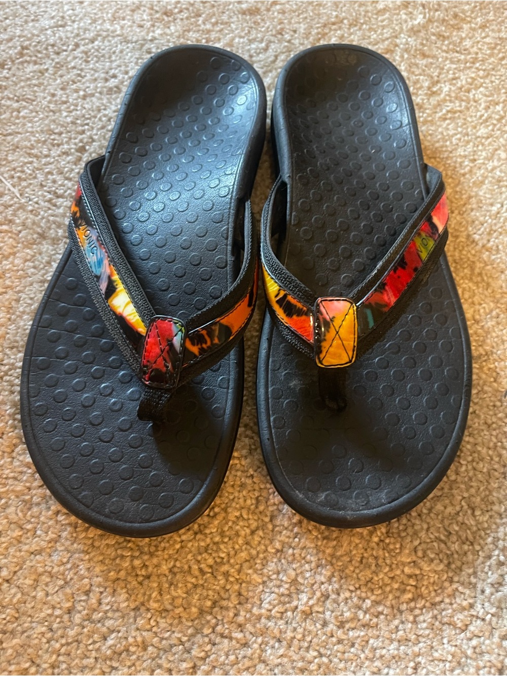 Colorful Tie-Dye Strap Black Flip Flop Sandals by Vionic